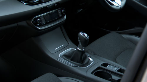 HYUNDAI I30 TOURER 1.5T GDi 48v Hybrid Advance 5dr view 8